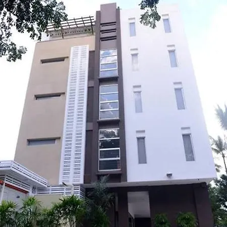 Green Paradise Hotel